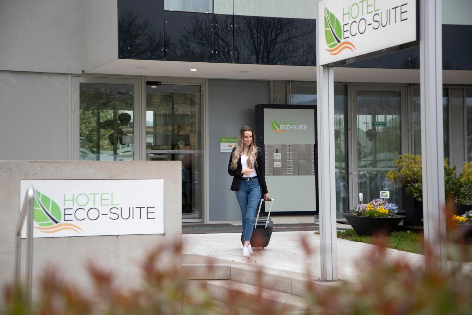 Eco Suite Hotel Salzburg Bagian luar foto