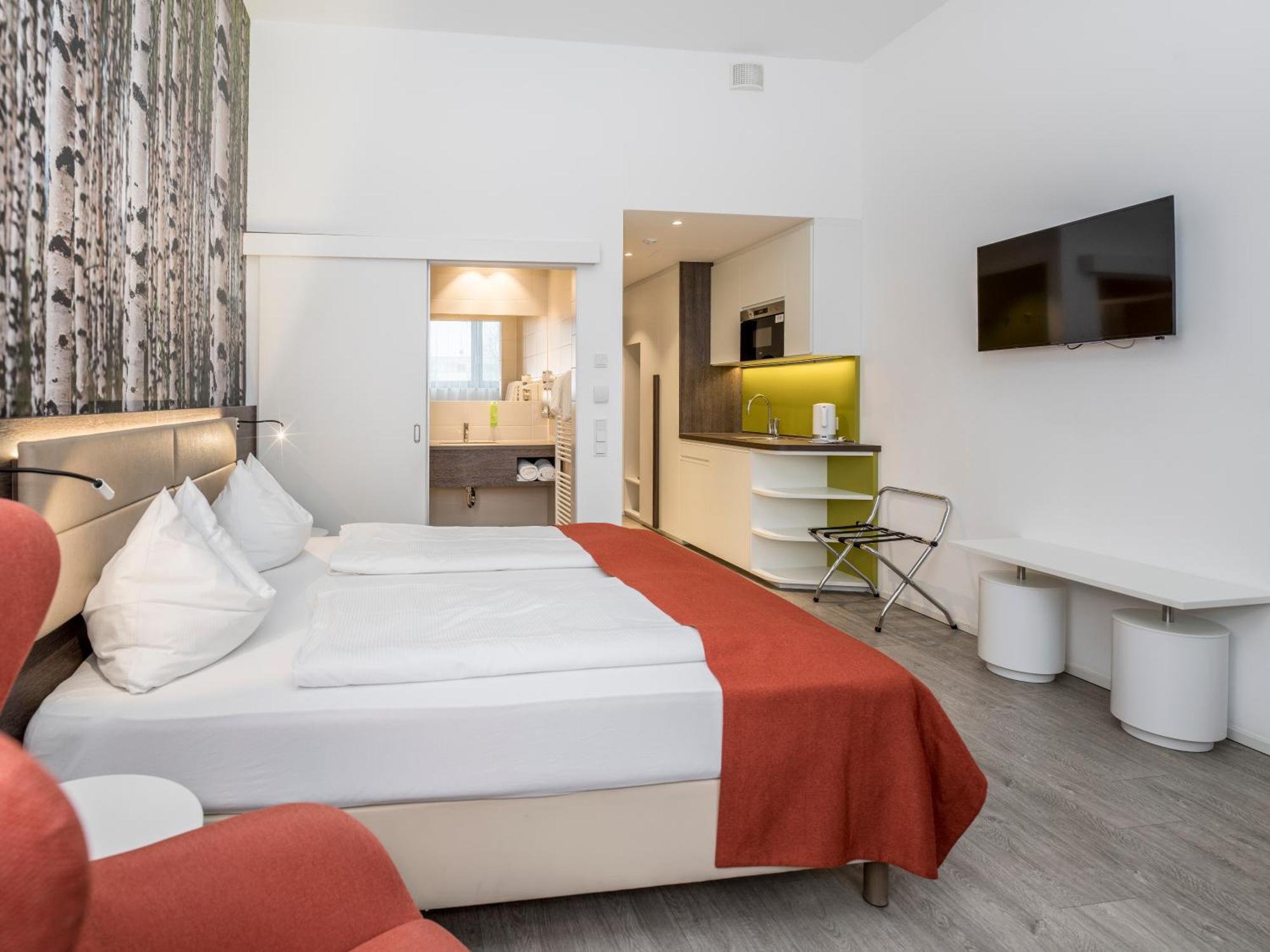Eco Suite Hotel Salzburg Bagian luar foto